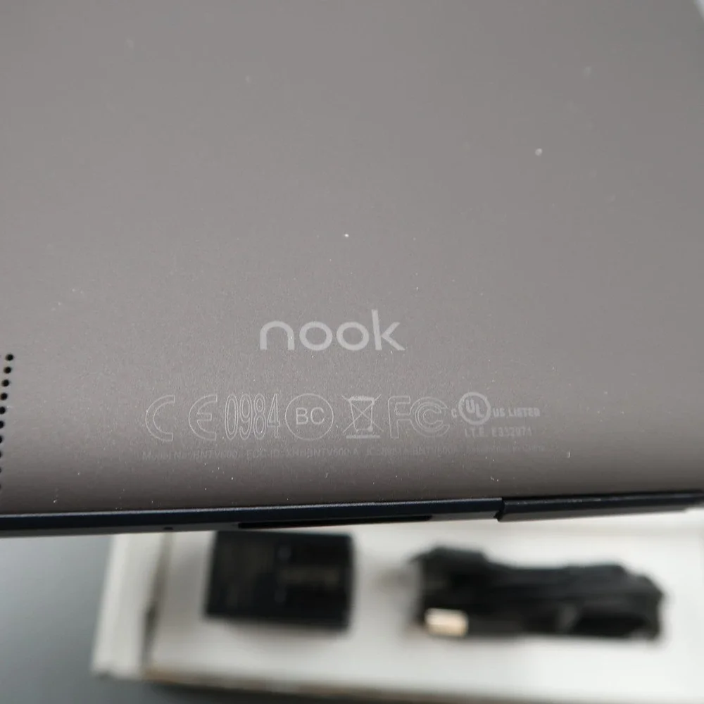 Barnes & Noble Nook HD+ Plus 9